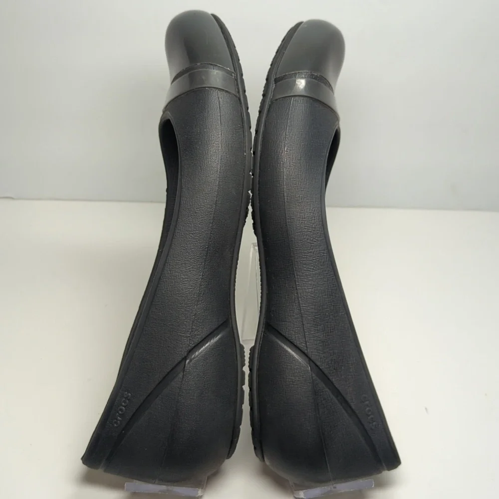 Crocs patent cap toe ballet flats Stylish Gray Women's size 10